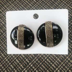 Black and Gold Round Earrings